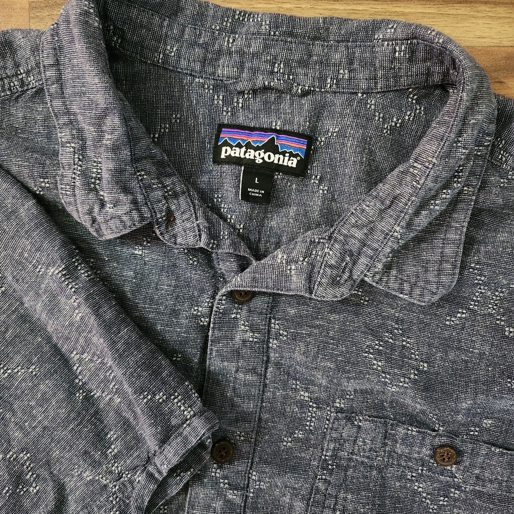 Patagonia Goshawk Dobby SS Shirt Navy Back Step Hemp Blend Hiking Large Euc